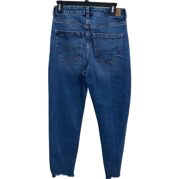 American Eagle Strigid High Waisted Mom Jeans Raw Hem Women’s Size 4 - Picture 2 of 16